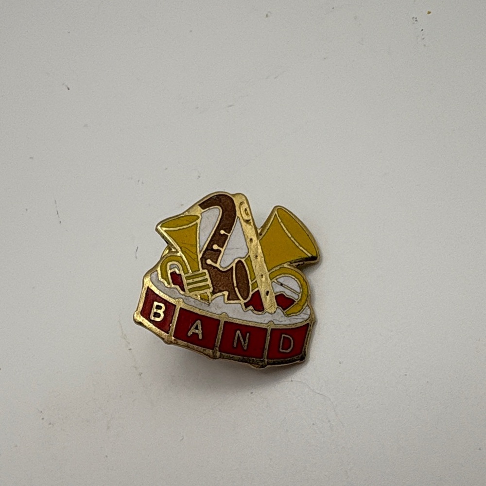 Vintage 90s Band Hat Pin – Trumpet & Sax Design, Music Memorabilia, Collector Gi
